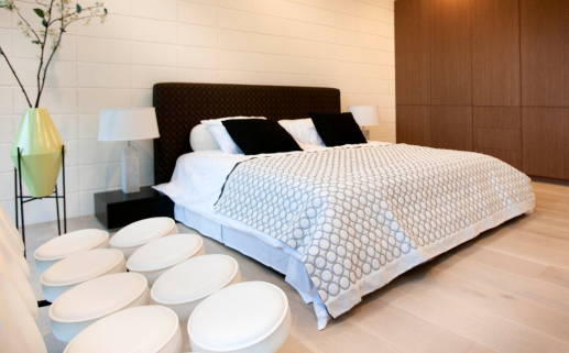 今日万年历2027年11月17日迁入新居的好日子,搬家吉日