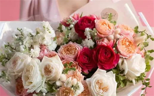 周易算命生辰八字(周易算命生辰八字排大运)