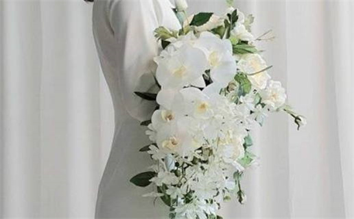 农历二〇二六年冬月初十黄历不推荐完婚吗,结婚好日子查询