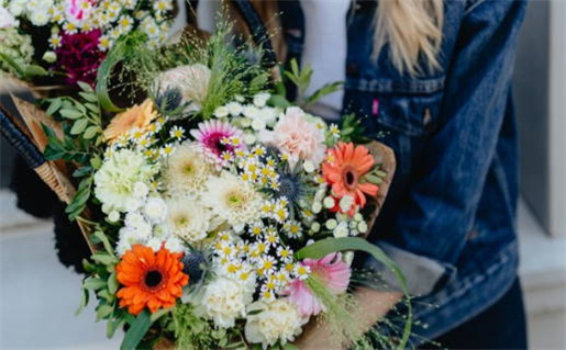 2029年08月17日结婚黄历查询