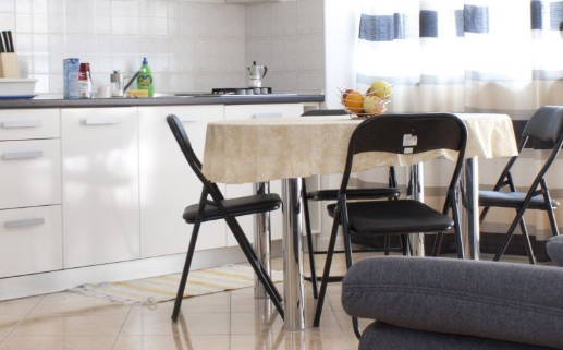 今日万年历2026年08月18日迁居新址吉日,乔迁好日子查询