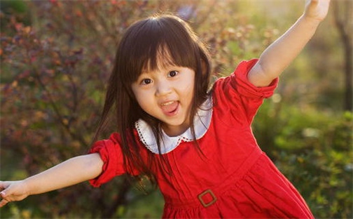 2026年07月27日出生何姓女宝宝如何取名？好听有寓意的名字精选