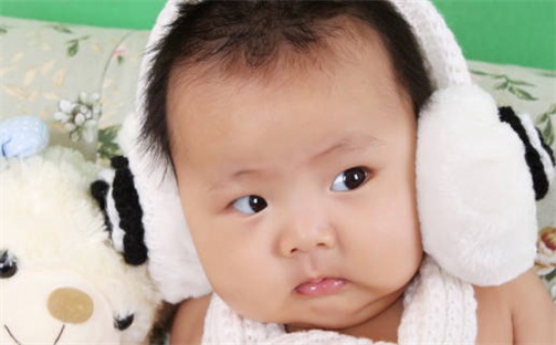 八字五行与张姓：2026年06月14日出生男宝宝的理想名字分析