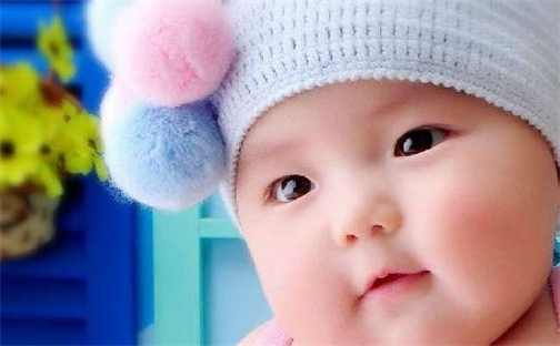 如何给2026年04月13日出生的胡姓男宝宝起个好名字？专业分析与建议