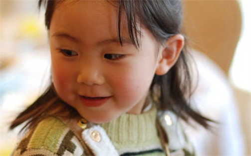 如何给2026年04月28日出生的朱姓女宝宝起个好名字？专业分析与建议