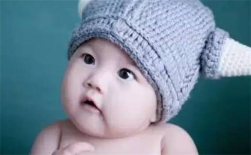 给周姓男宝宝取个稳重大气的名字，这5个值得一看