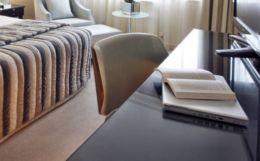 2026年11月14日装修宜忌：不宜动土嫁娶，适合祭祀与理发